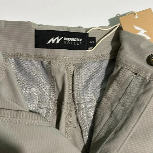 Men’s Monster Valley gray hiking shorts size small NWT - Picture 5 of 8